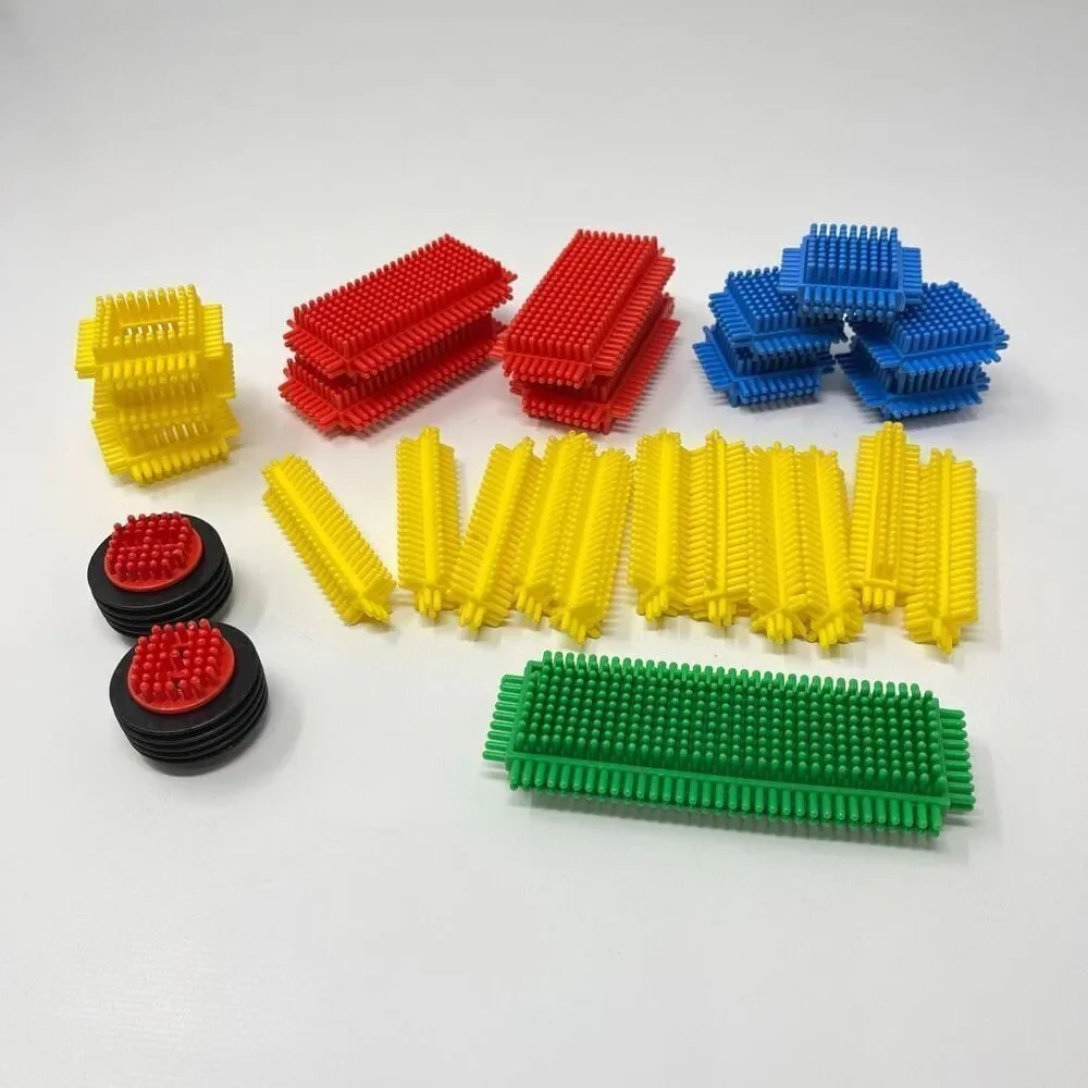 Vintage Playskool Bristle Blocks 28  Piece Lot